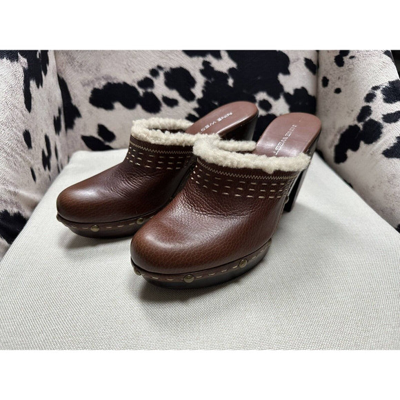 Nine West Sherpa Mules‎ Clogs Wooden Sole in Brown Leather ~8.5M - Picture 1 of 6